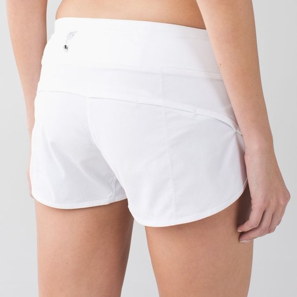 GUC Lululemon Size 6 Speed Short *2-way Stretch 2.5" White - Picture 1 of 12